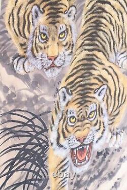 JAPANESE PAINTING HANGING SCROLL TIGER Antique OLD VINTAGE Japan PICTURE