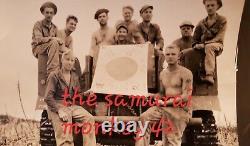 Ww2 Original Photo Of USA Troops With Japanese Captured Flagcollectible Picture